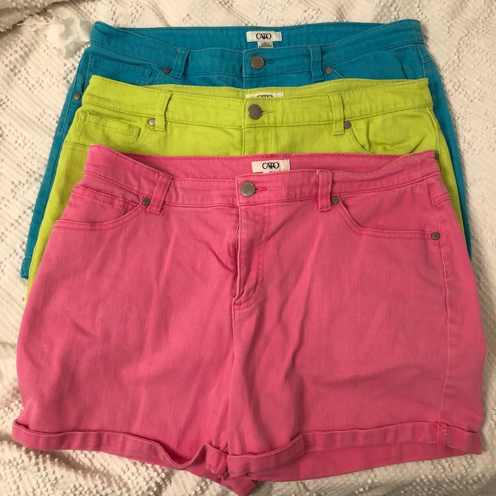 3 pairs of Cato shorts